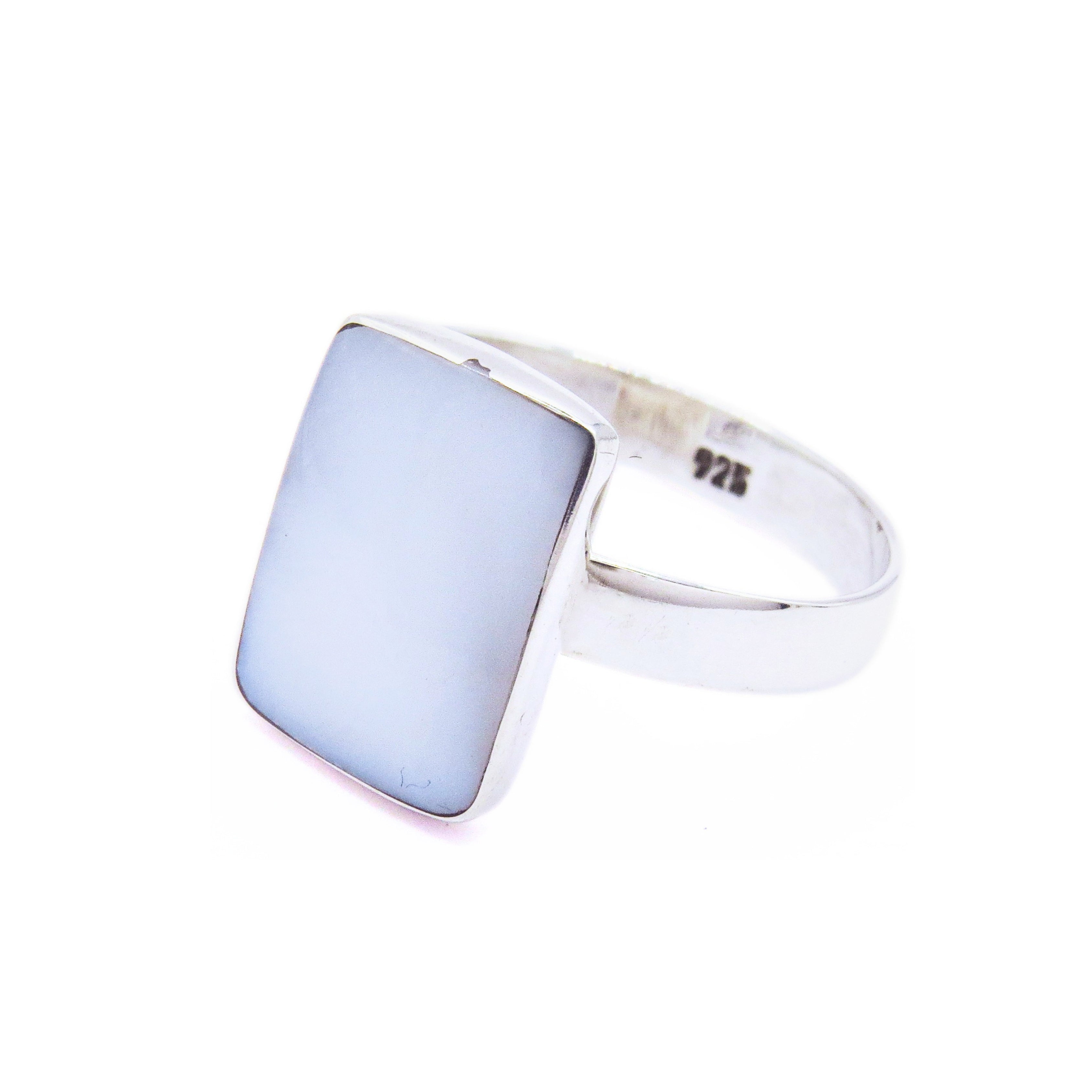 Anillo ajustable Lysandra de Plata Primera Ley 0.925 con Concha