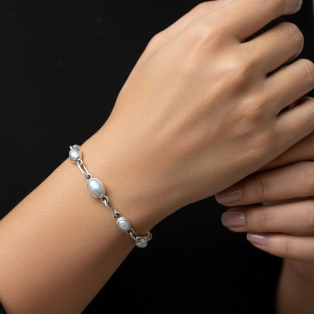 Pulsera Isabella de Eslabones con Broche Palanca Plata Primera Ley 925 con Perla Biselada